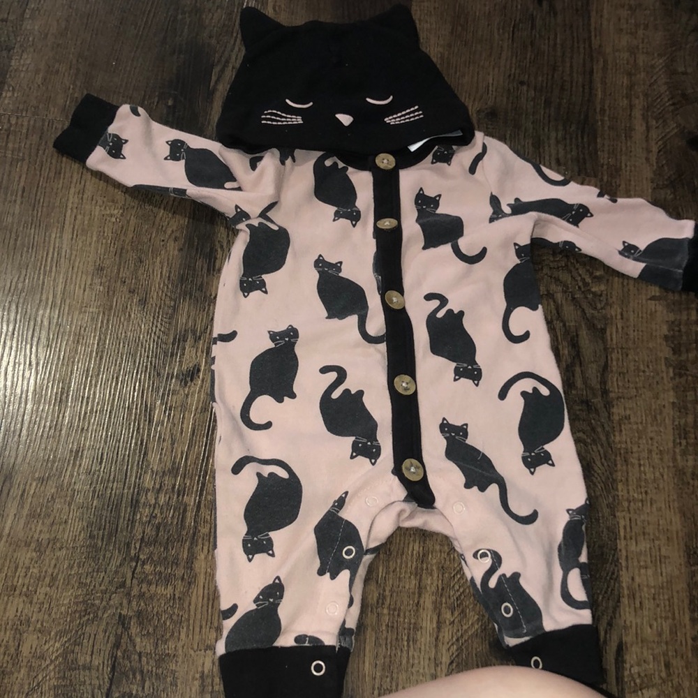 Cat pajamas and hat